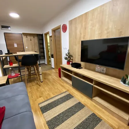 Obucina Kapije 아파트 *