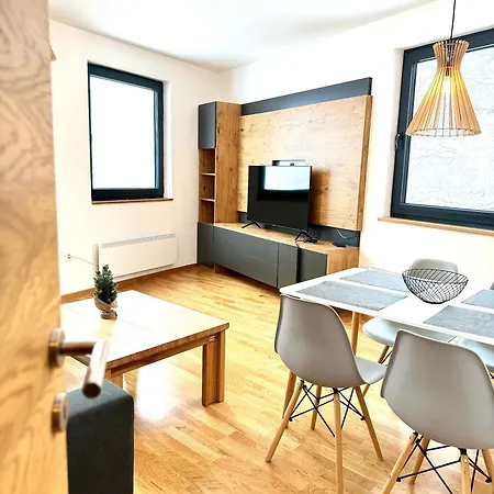 Obucina Kapije 자호리나